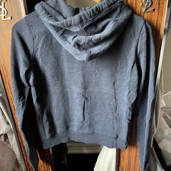 Hollister Zip-Up Sweater - Picture 2 of 3